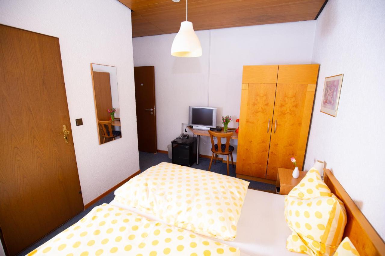 Elim Hotel Hochheim am Main Buitenkant foto