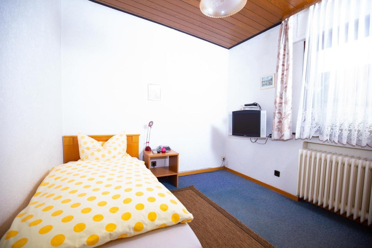 Elim Hotel Hochheim am Main Buitenkant foto